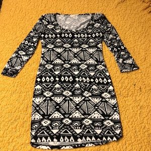 Patterned Body Con Dress M